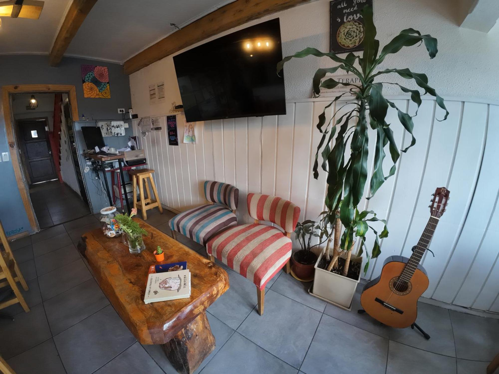 Temiscira Hostel Сан-Карлос-де-Барилоче Экстерьер фото